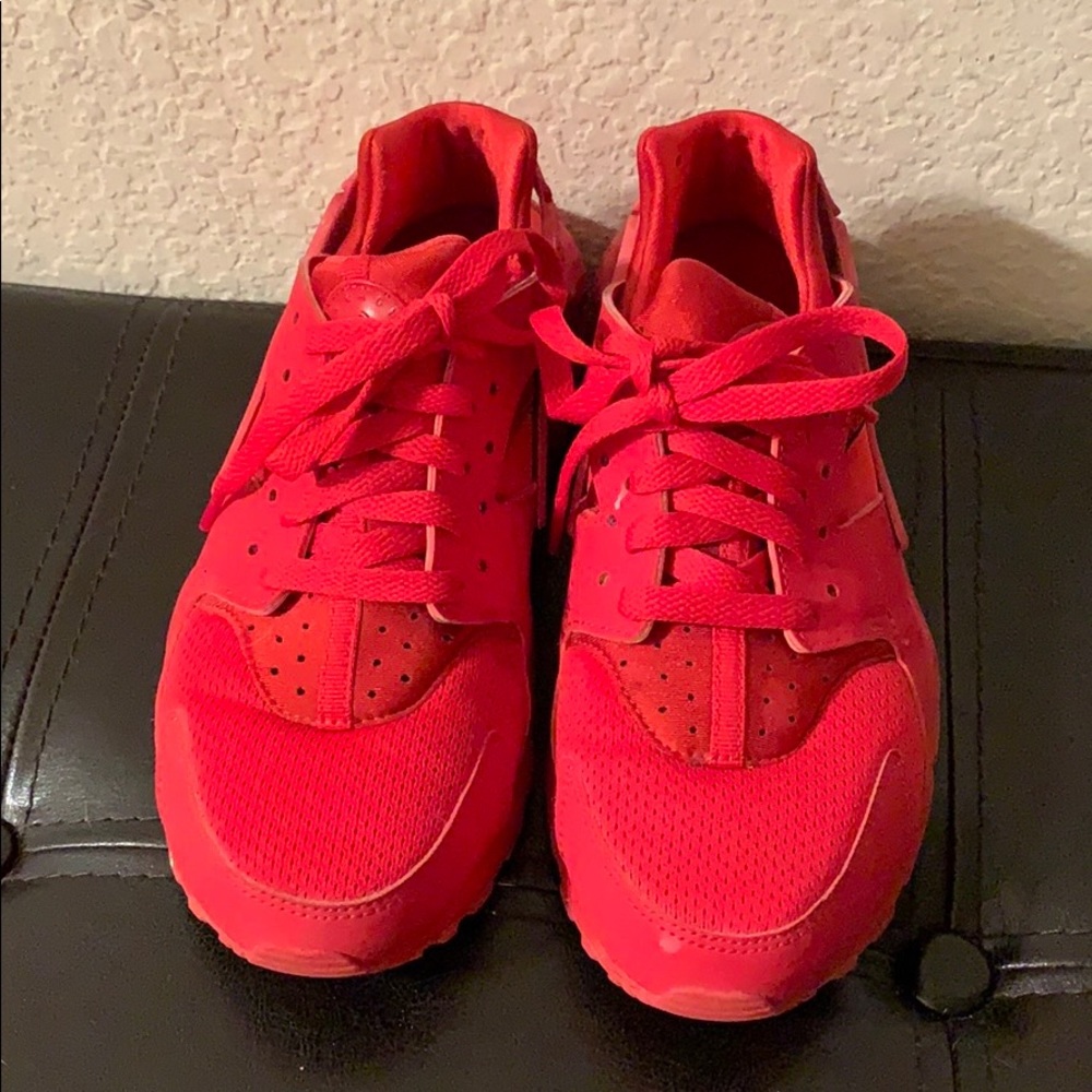 WOMEN’s Nike Air Huarache